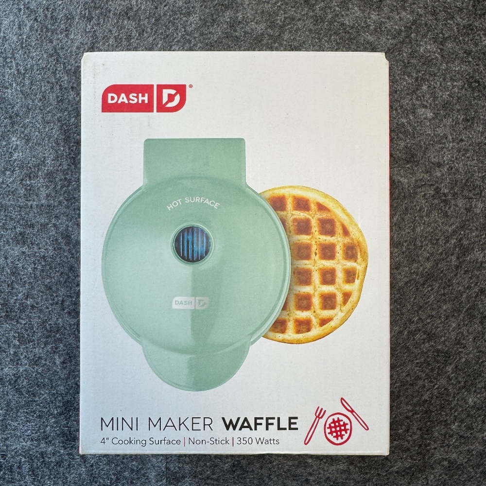 Dash Mini Waffle Maker Iron 4" Non Stick Teal Mint Green Aqua Breakfast Kitchen
